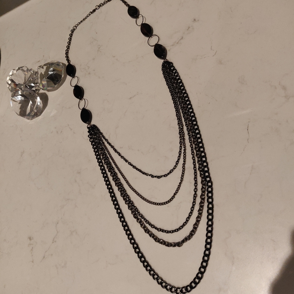 Long necklace - Picture 3 of 7
